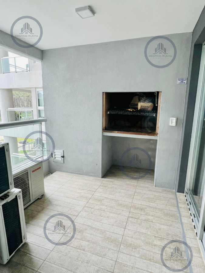 Apartamento ID.1682 - Apartamento de 2 Dormitorios y Parrillero con Vista al Mar en Playa Brava, Look Brava