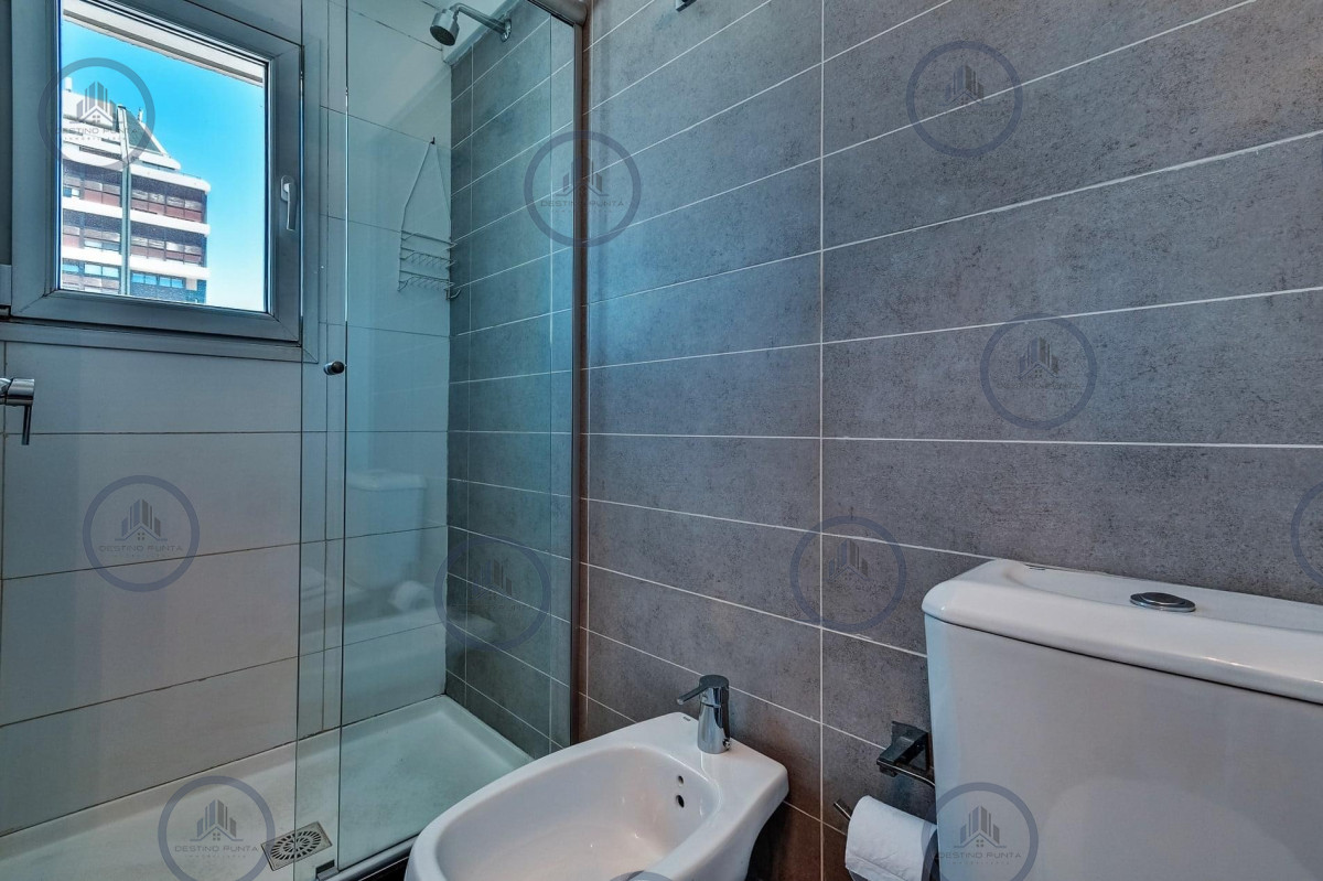 Apartamento ID.2020 - Oportunidad en Venta, Apartamento de 1 Dormitorio en la Península de Punta del Este