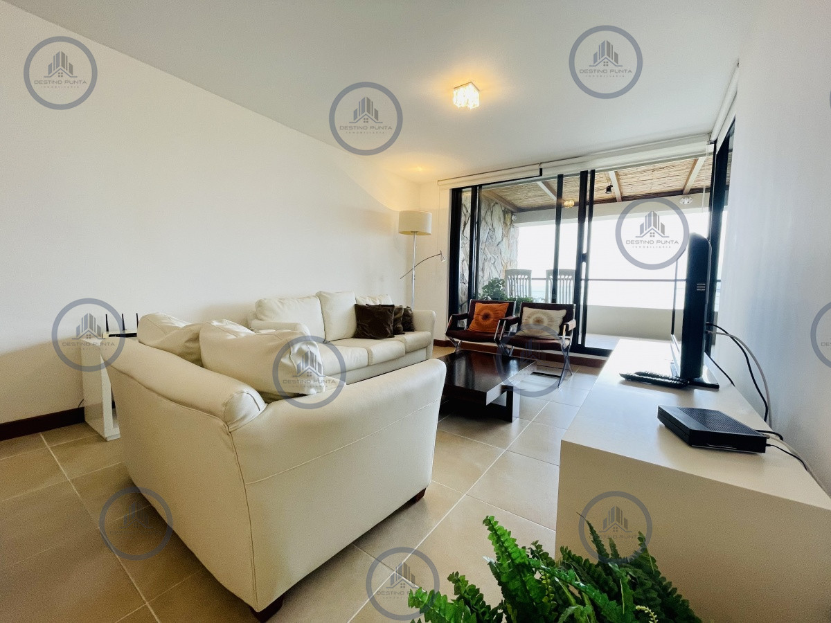 Apartamento ID.583 - Alquiler temporario de apartamento de dos dormitorios con Parrillero de uso exclusivo en complejo privado de Punta Ballena