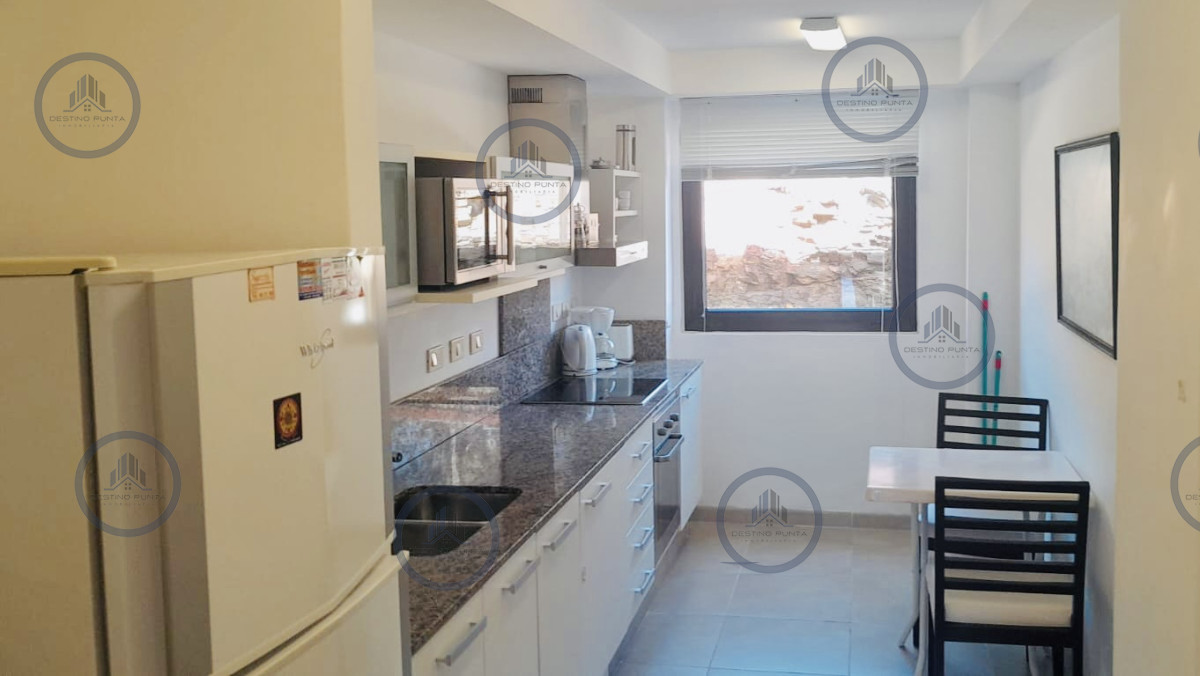Apartamento ID.1174 - Venta de apartamento de dos dormitorios con dos baños en maravilloso complejo de Punta Ballena 