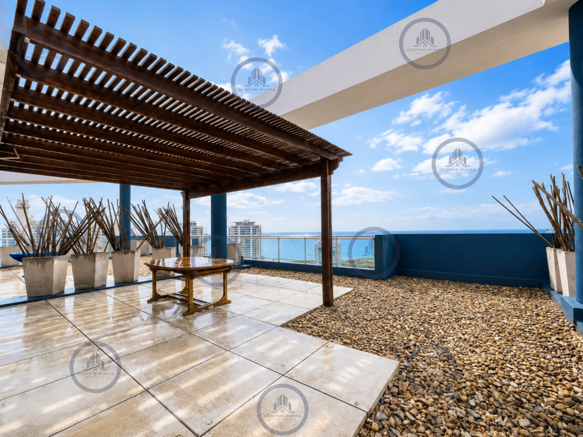 Apartamento ID.1121 - Moderno Apartamento Penthouse con Parrillero en torre One, Playa Brava Punta del Este