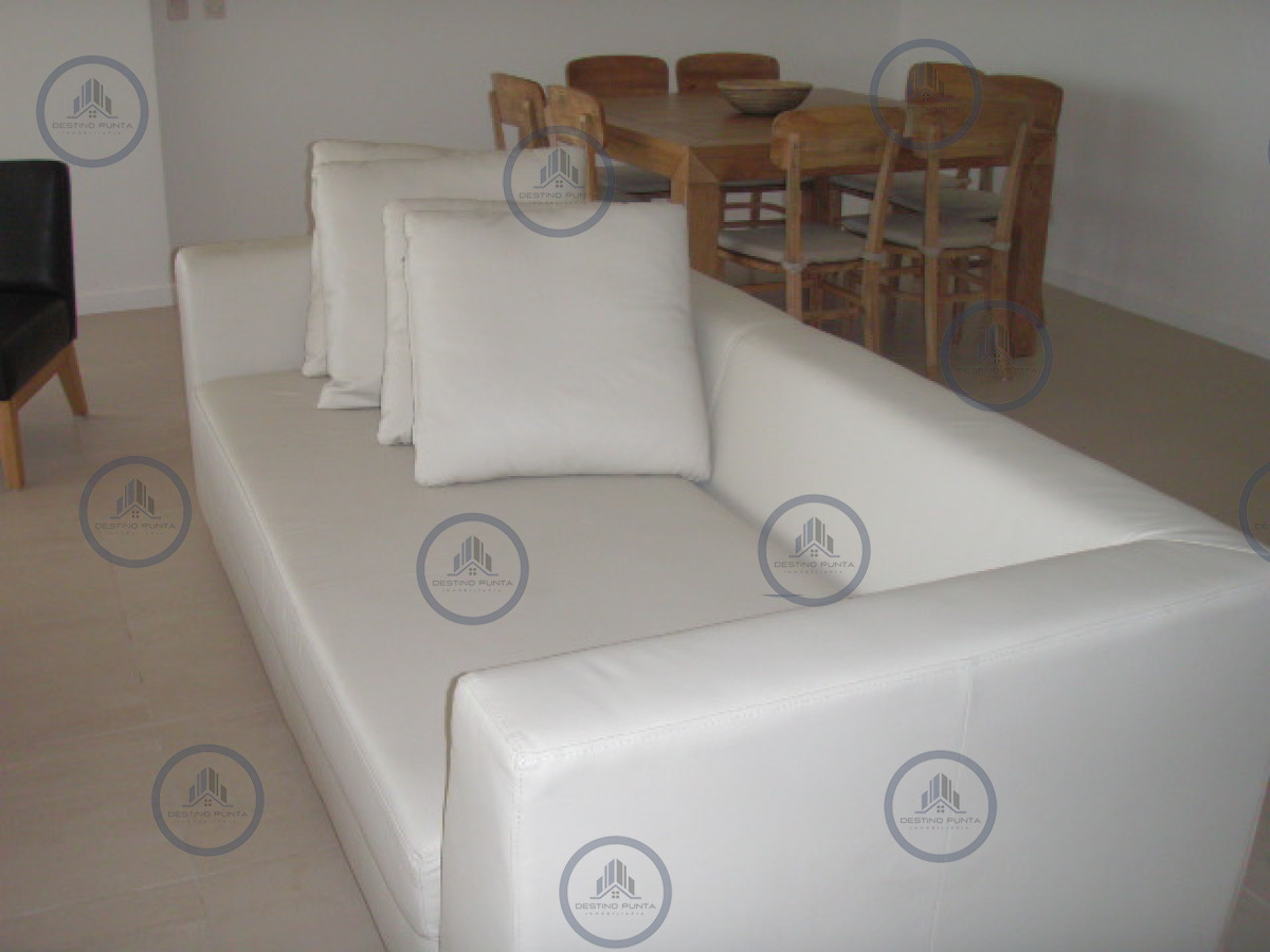 Apartamento ID.50 - Alquiler temporario de departamento esquinero en torre Le Parc, Punta del Este