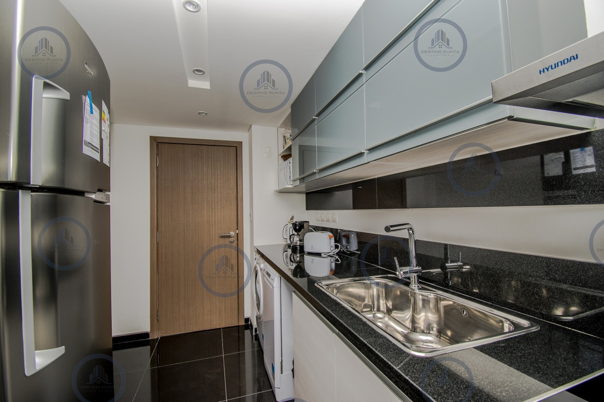 Apartamento ID.311 - Apartamento de 2 Dormitorios + Servicio - Look Brava