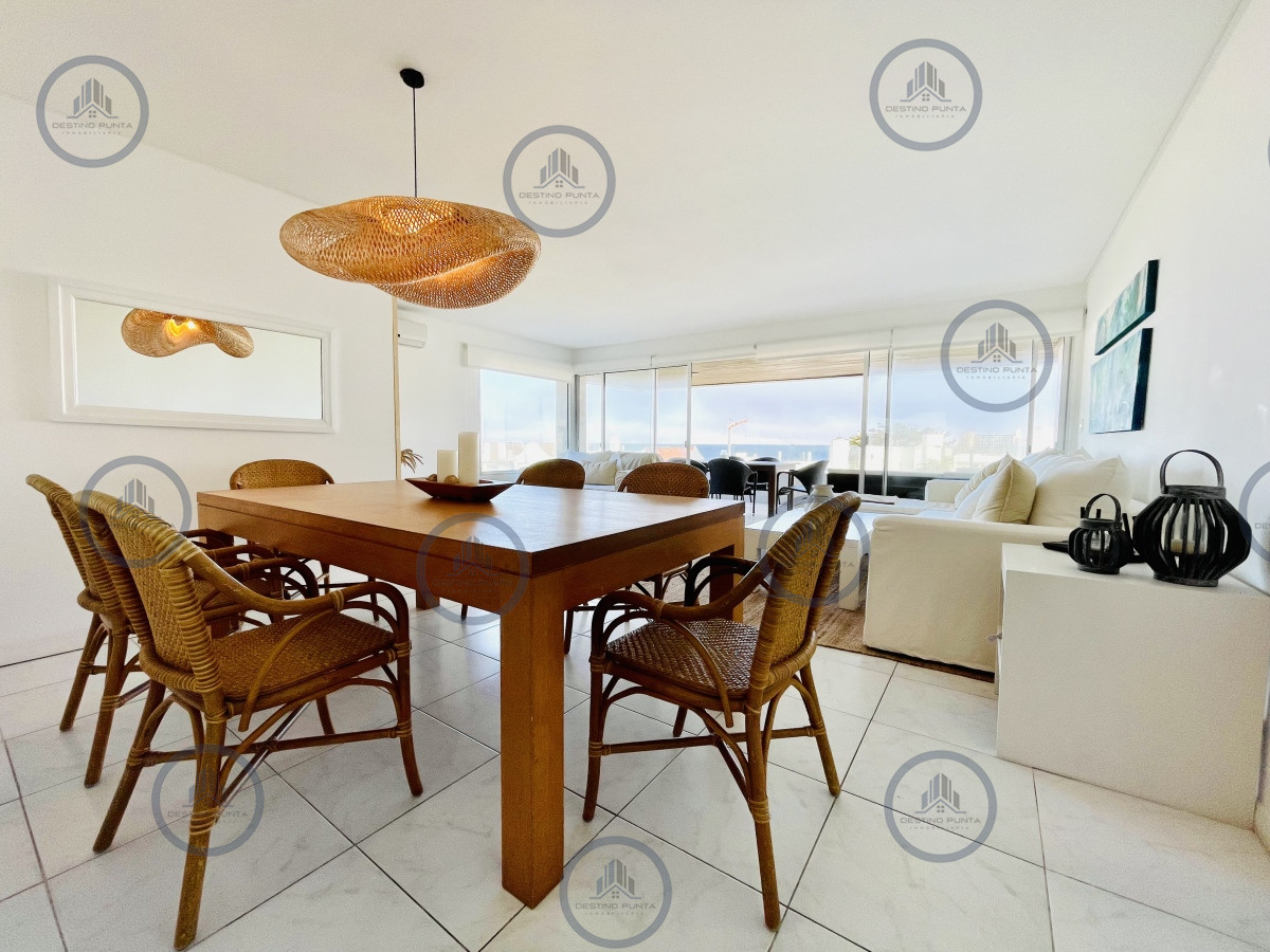 Apartamento ID.1599 - Maravilloso Penthouse de 3 Dormitorios y Parrillero en Montoya, La Barra