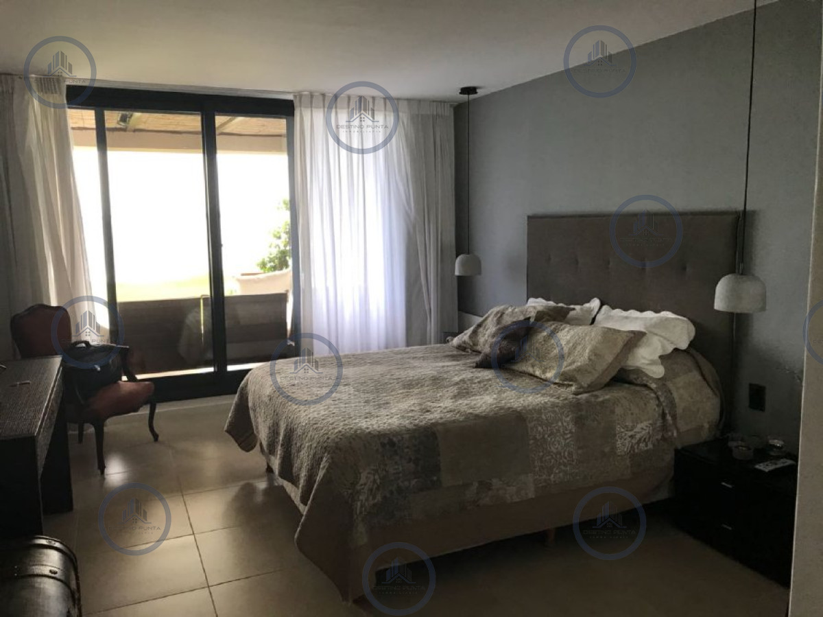 Apartamento ID.32 - Alquiler temporario de departamento esquinero de dos dormitorios mas dependencia de servicio, Punta Ballena