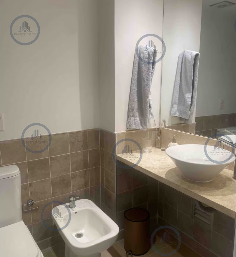 Apartamento ID.2500 - Apartamento en venta de 2 dormitorios y parrillero propio, Punta Ballena