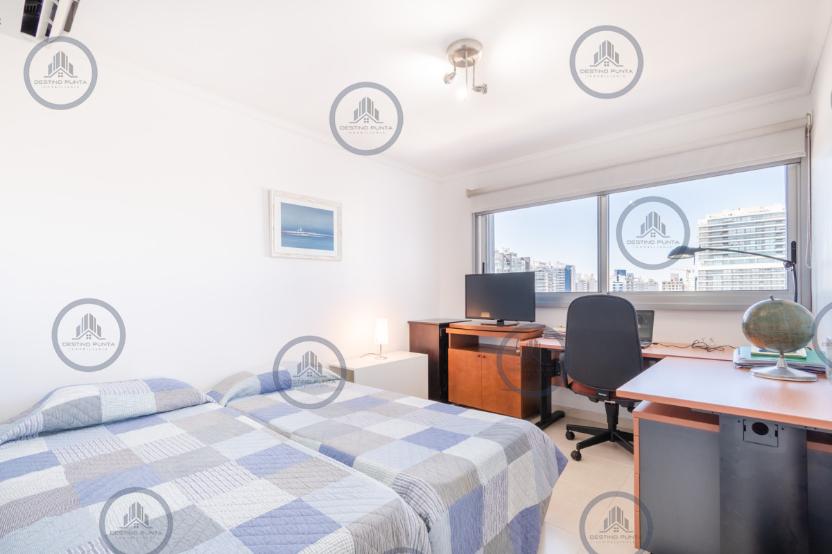 Apartamento ID.364 - Excelente Apartamento de 2 Dormitorios y Parrillero, Playa Mansa Punta del Este