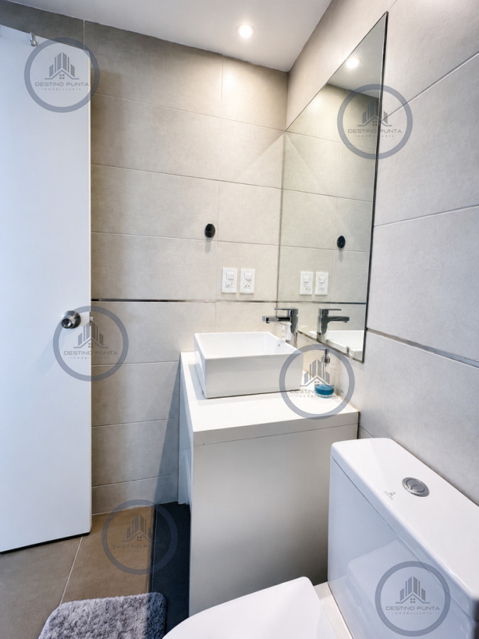 Apartamento ID.798 - Moderno Apartamento Monoambiente en Alquiler Anual o Verano, Península Punta del Este