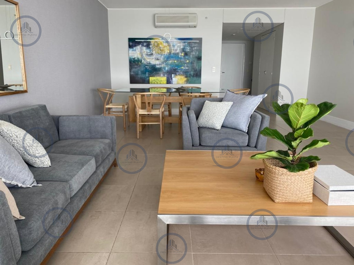 Apartamento ID.52 - Moderno Apartamento de 2 Dormitorios en Le Parc, Playa Brava. Punta del Este 