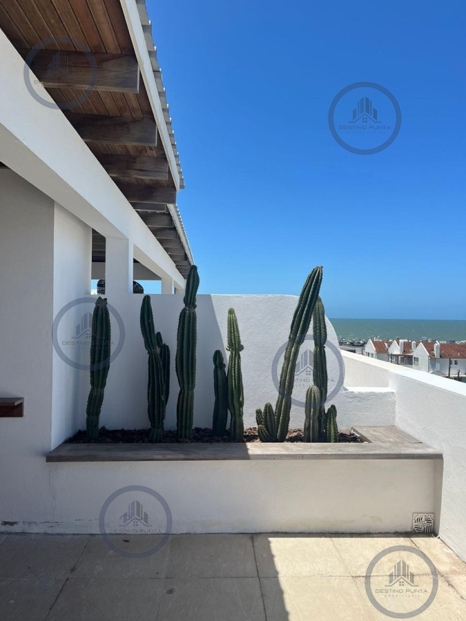 Apartamento ID.196 - Esturión de Montoya, Apartamento Penthouse de 3 Dormitorios y Parrillero en Playa Montoya, La Barra