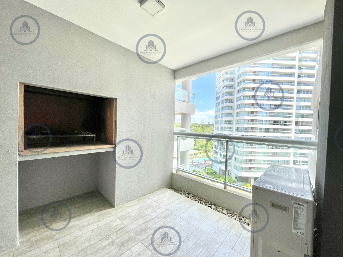 Apartamento ID.442 - Alquiler temporario de apartamento de dos dormitorios con dos baños en Playa Brava