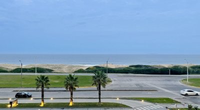 Apartamento ID.2024 - Moderno Apartamento Frente Al Mar, 3 Dormitorios y Dependencia