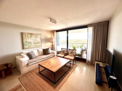 Alquiler temporal de apartamento de 2 dormitorios a pasos de Punta Shopping