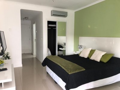 Venta de monoambiente con terraza en complejo Green Park de Solanas