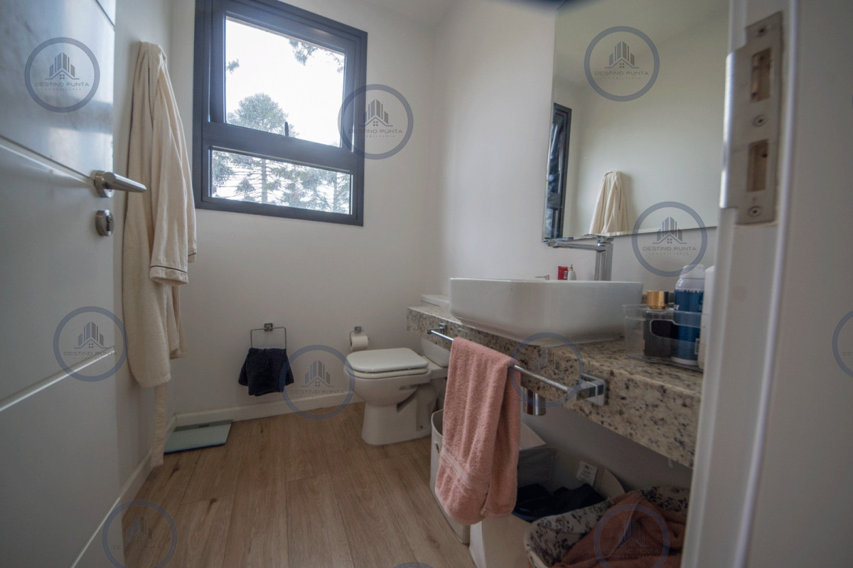 Casa ID.2366 - Casa en venta en San Rafael de 5 dormitorios, a estrenar