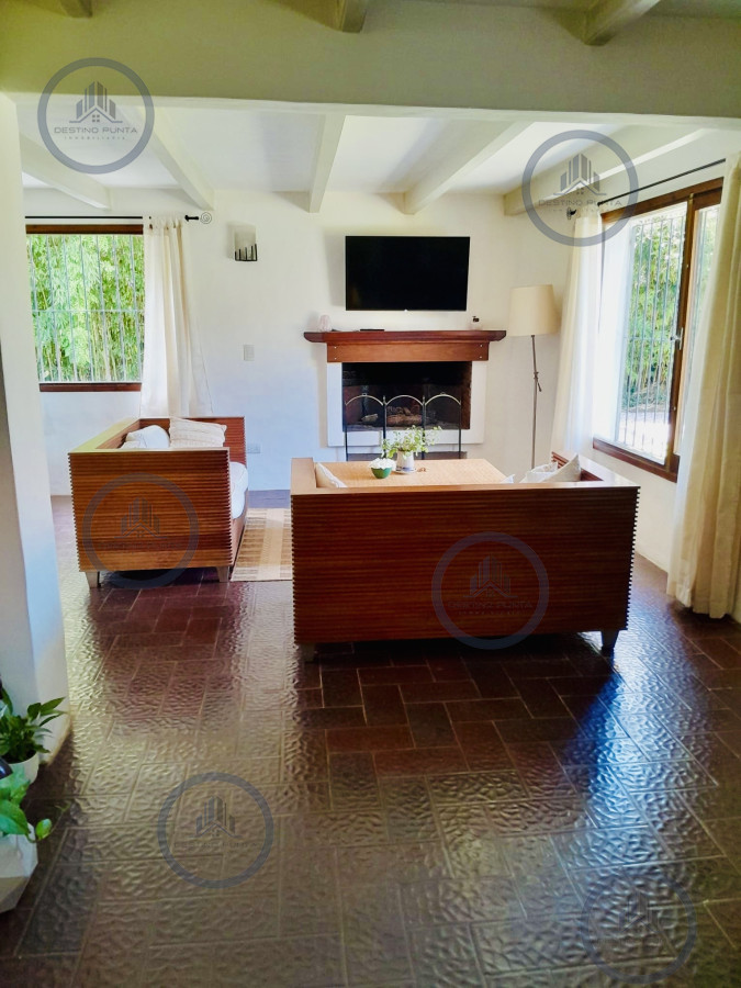 Casa de 3 dormitorios al alquiler de temporada Barrio Pinares, Punta del Este — fotografía 4