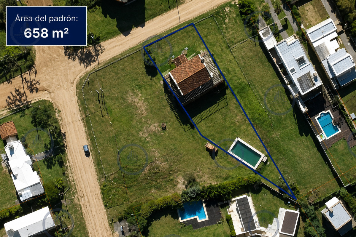 Casa ID.3283 - Propiedad + 1.971 m² de terreno con proyecto de desarrollo en Montoya, La Barra