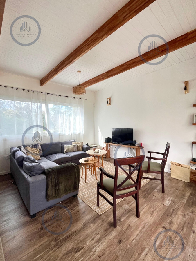 Casa ID.2838 - Casa de 3 dormitorios y 2 baños con piscina en barrio Marly, Punta del Este