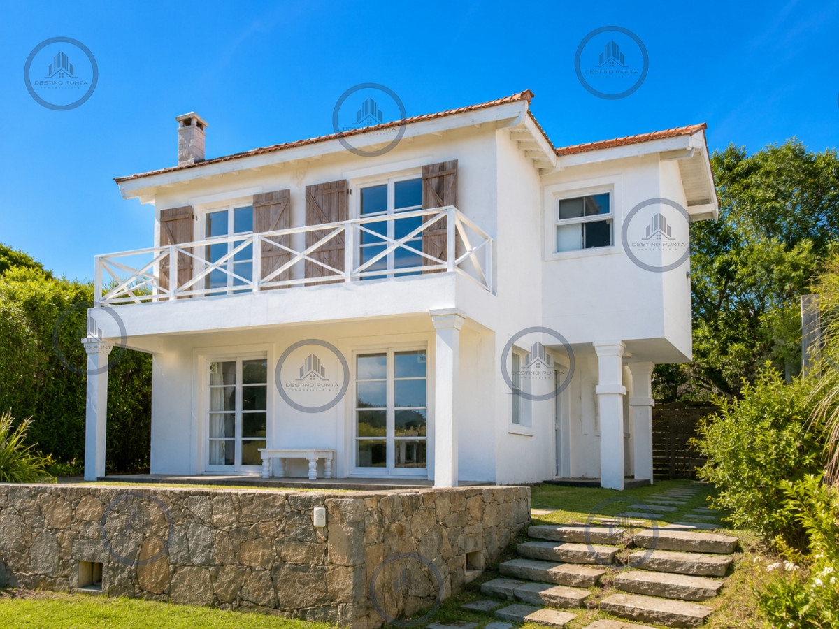 Casa ID.393 - Oportunidad en venta! Excelente Casa de 4 Dormitorios con Piscina y Parrillero en Montoya, La Barra