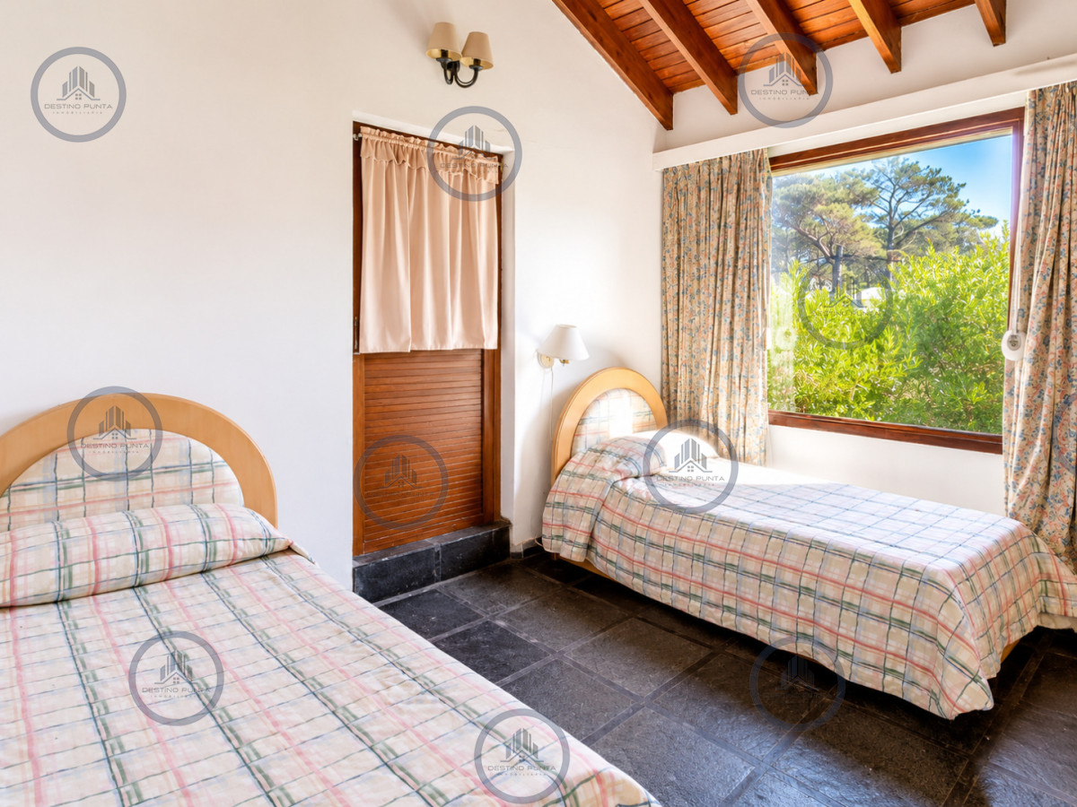 Casa ID.3283 - Propiedad + 1.971 m² de terreno con proyecto de desarrollo en Montoya, La Barra