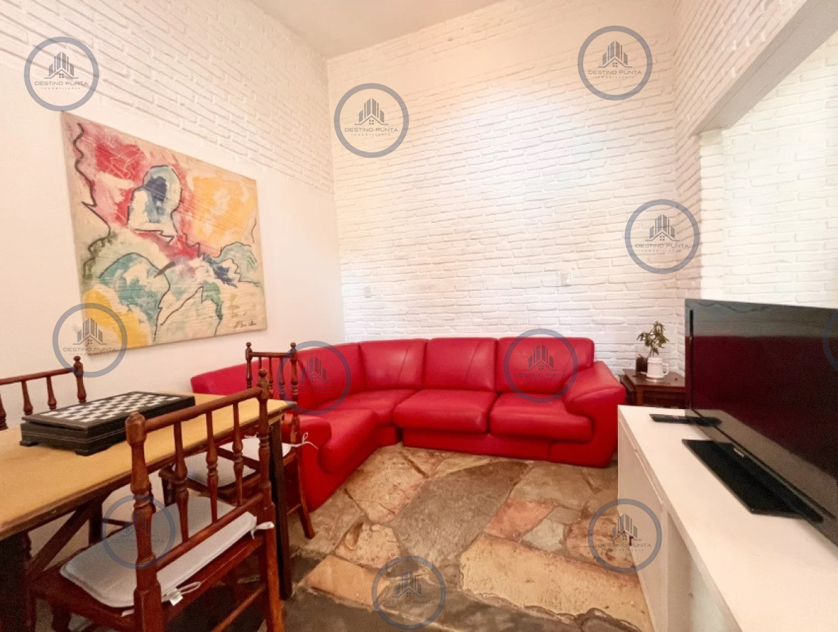 Casa ID.3109 - Cómoda Casa de 5 Dormitorios, Parrillero y Gran Jardín en San Rafael, Punta del Este