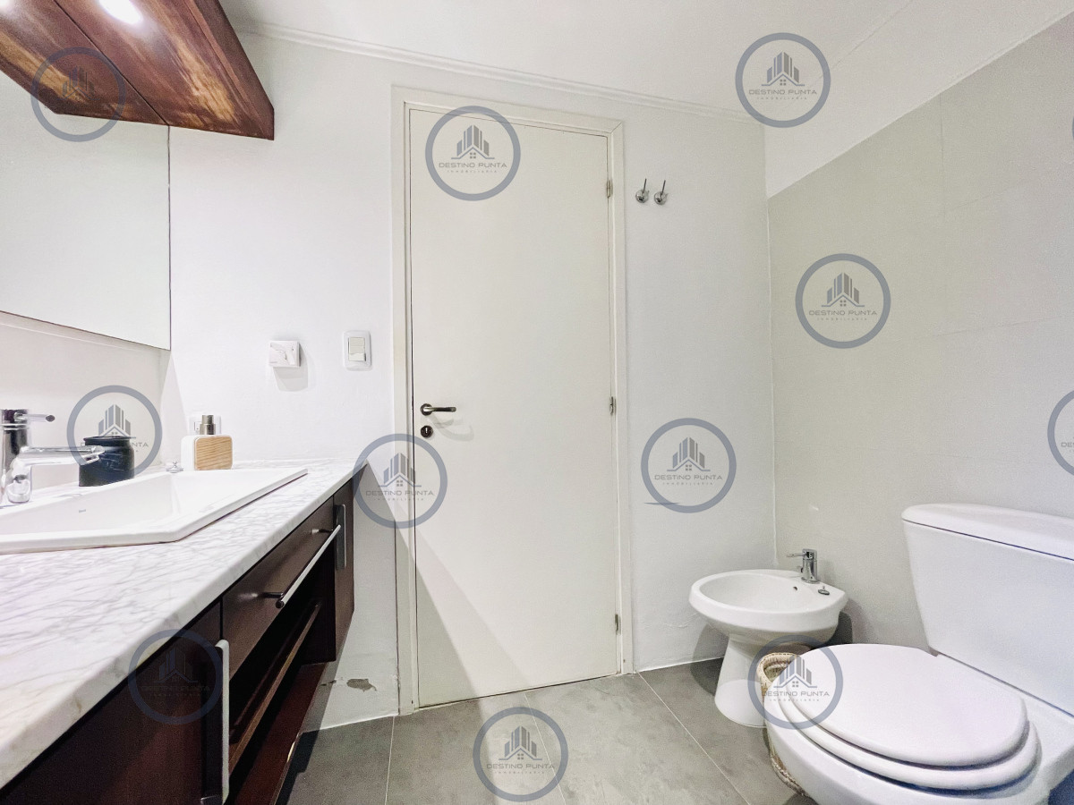 Casa ID.533 - Excelente Casa de 5 Dormitorios en Manantiales, Punta del Este