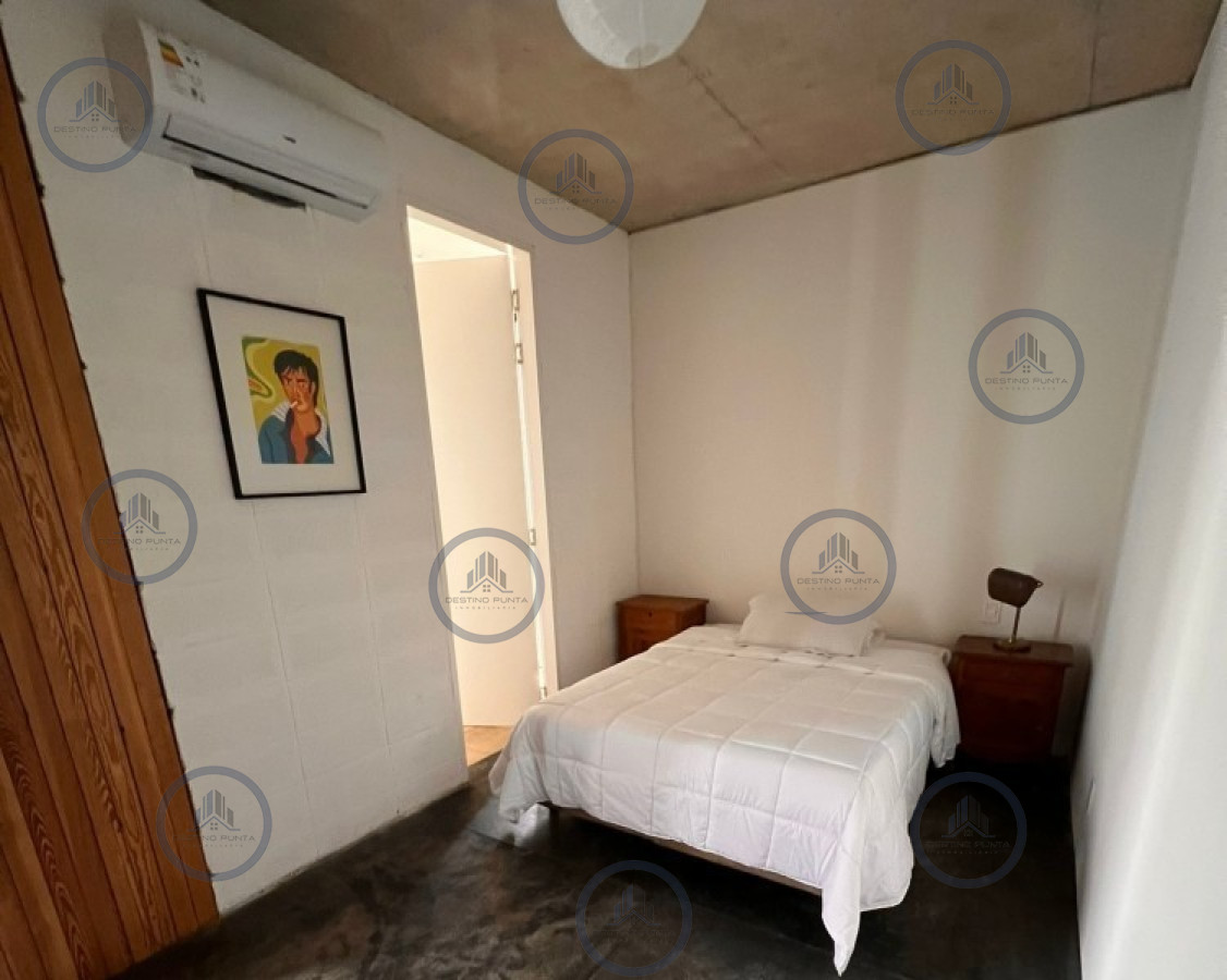 Casa ID.1370 - Venta y alquiler temporario de maravillosa casa a pasos del Mar con cinco dormitorios en suite, Punta Piedras, Manantiales