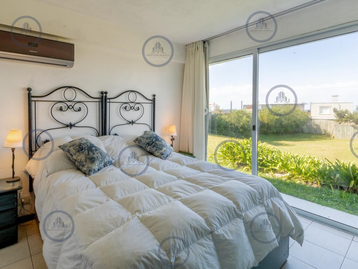 Casa ID.1097 - Excelente Casa de 4 Dormitorios con Vista al Mar y Piscina en Montoya, La Barra