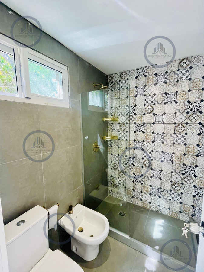 Casa ID.2838 - Casa de 3 dormitorios y 2 baños con piscina en barrio Marly, Punta del Este