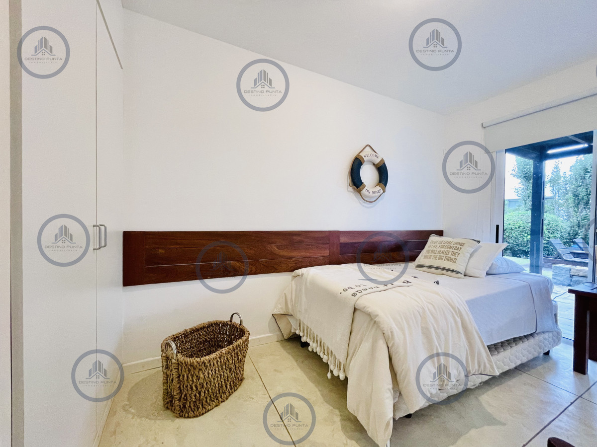 Casa ID.533 - Excelente Casa de 5 Dormitorios en Manantiales, Punta del Este