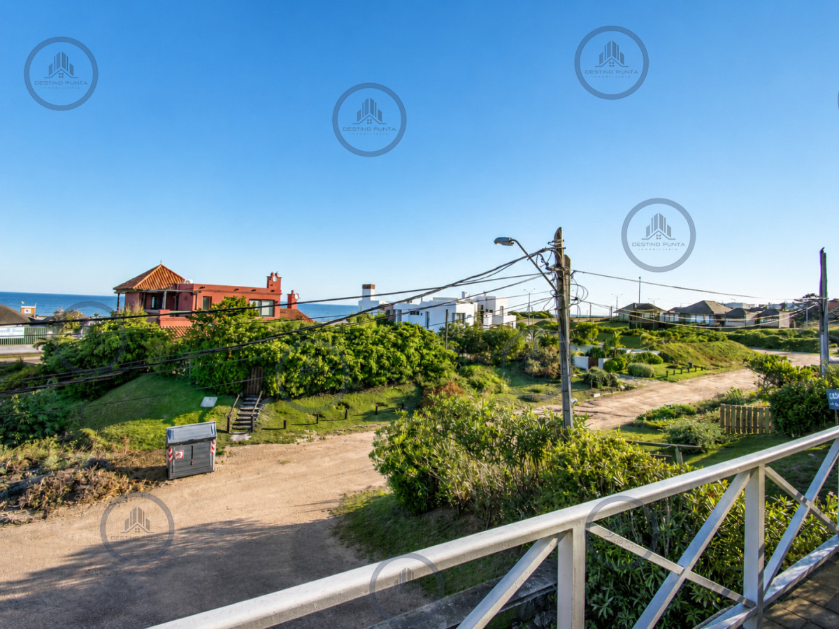 Casa ID.393 - Oportunidad en venta! Excelente Casa de 4 Dormitorios con Piscina y Parrillero en Montoya, La Barra