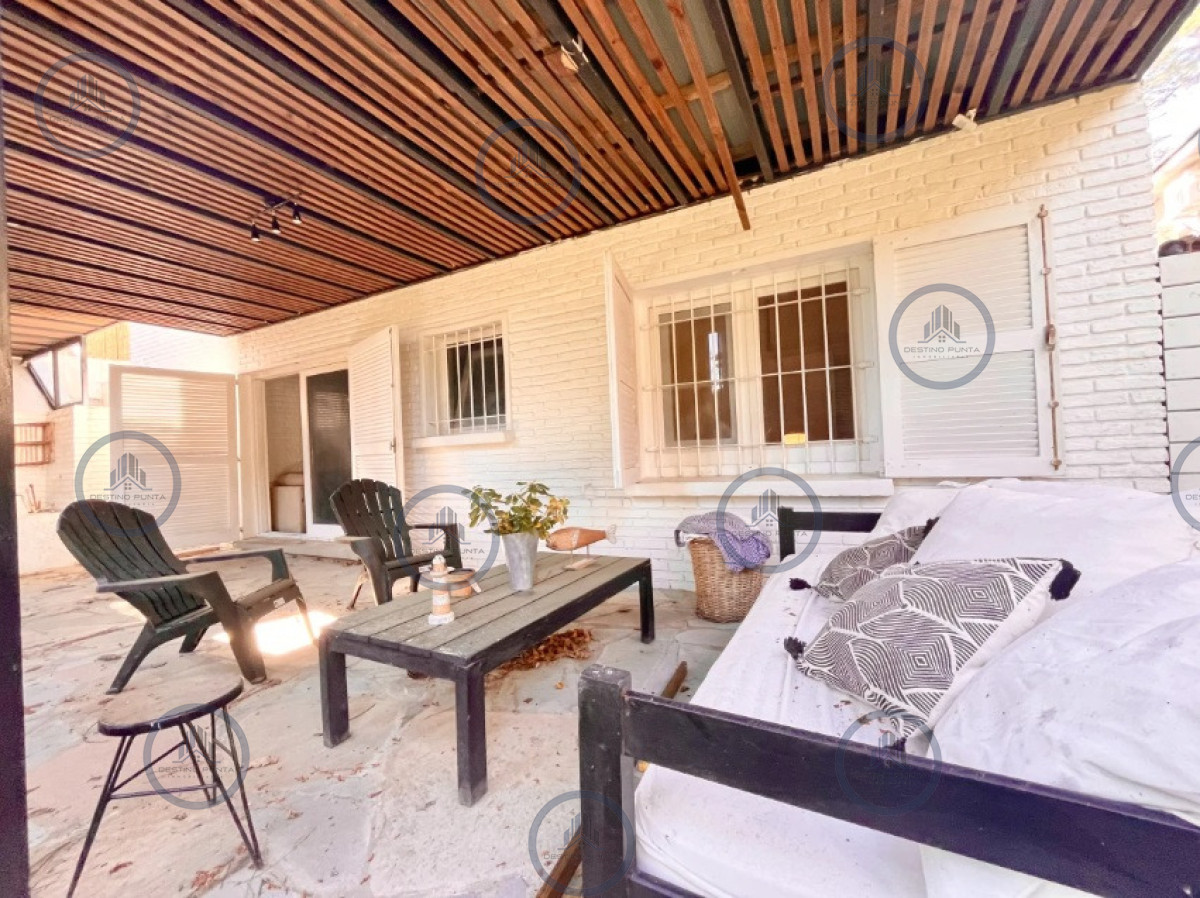 Casa ID.3109 - Cómoda Casa de 5 Dormitorios, Parrillero y Gran Jardín en San Rafael, Punta del Este