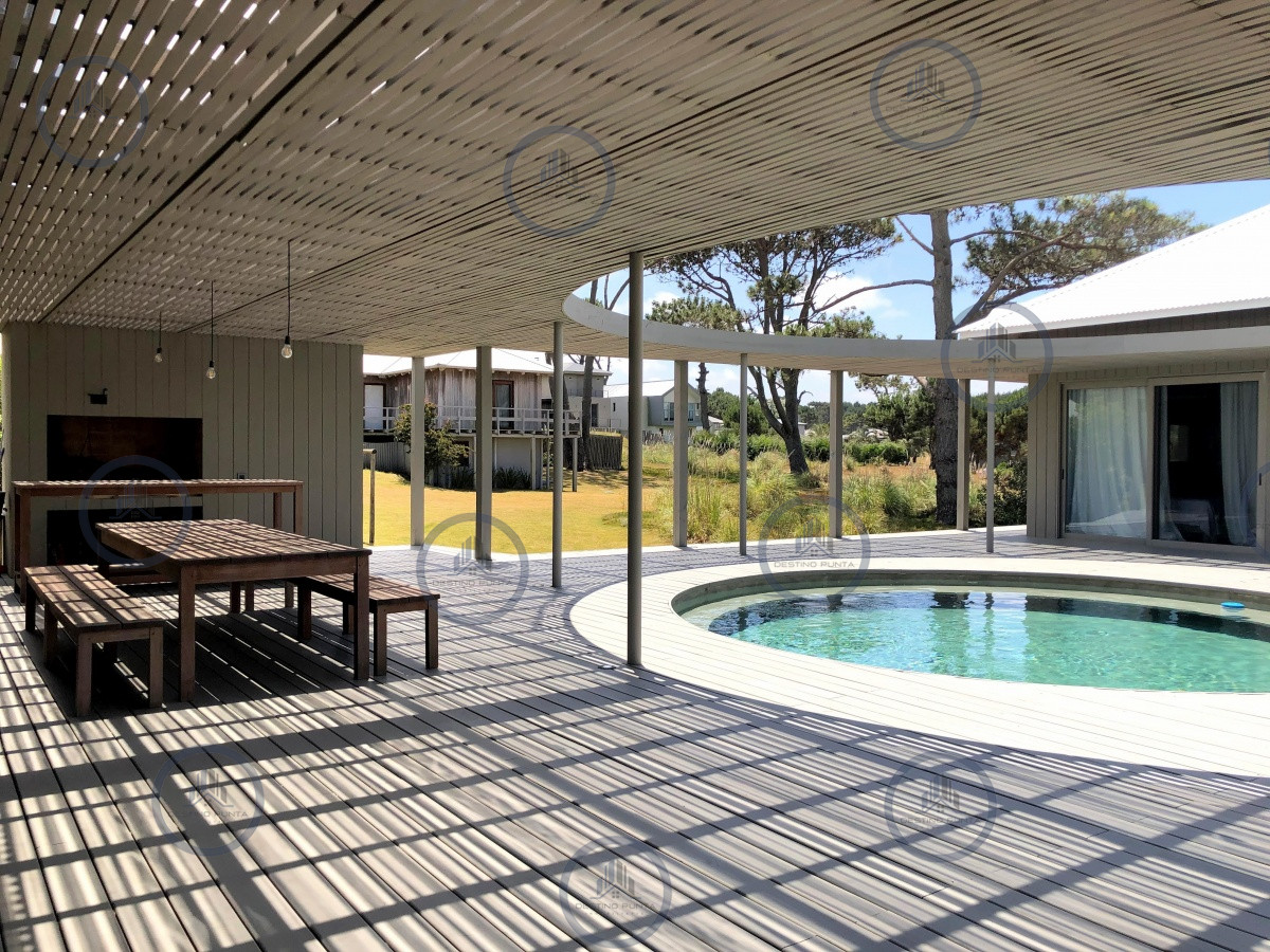 Espectacular Casa de 4 Dormitorios en Pinar del Faro - José Ignacio — fotografía 3