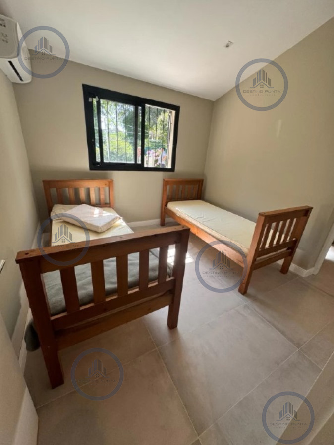 Casa ID.1408 - Casa Reciclada de 4 Dormitorios con Piscina en San Rafael, Venta y Alquiler Anual