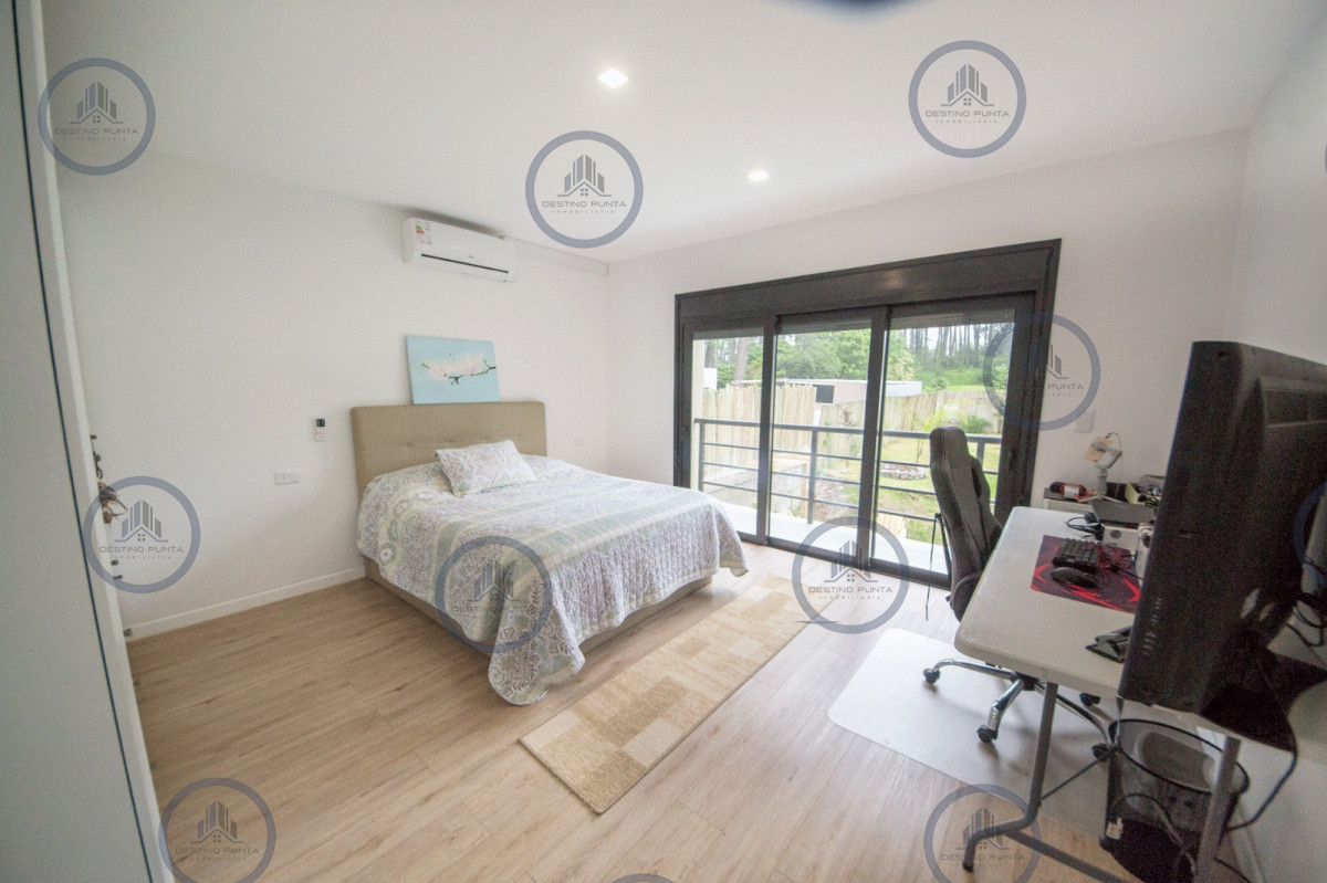Casa ID.2366 - Casa en venta en San Rafael de 5 dormitorios, a estrenar