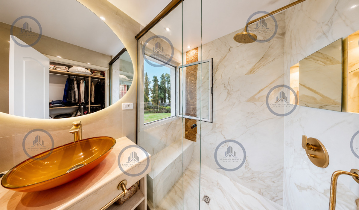 Casa ID.375 - Excelente Casa de 5 Dormitorios en Barrio Privado La Arbolada, Punta del Este