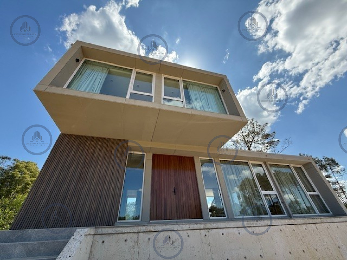 Casa ID.2345 - Casa en venta y alquiler en Barrio Cerrado La Reserva de Montoya