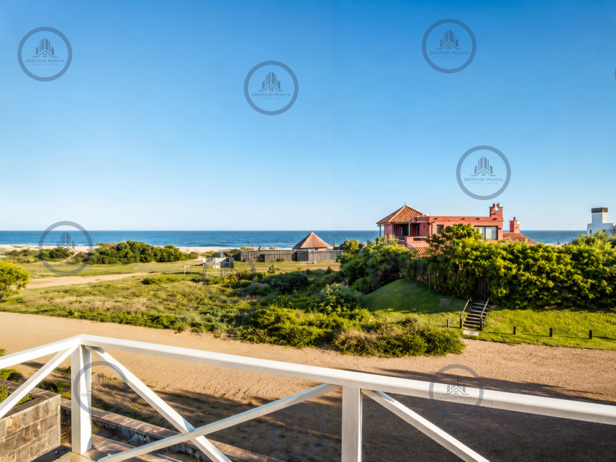 Casa ID.393 - Oportunidad en venta! Excelente Casa de 4 Dormitorios con Piscina y Parrillero en Montoya, La Barra