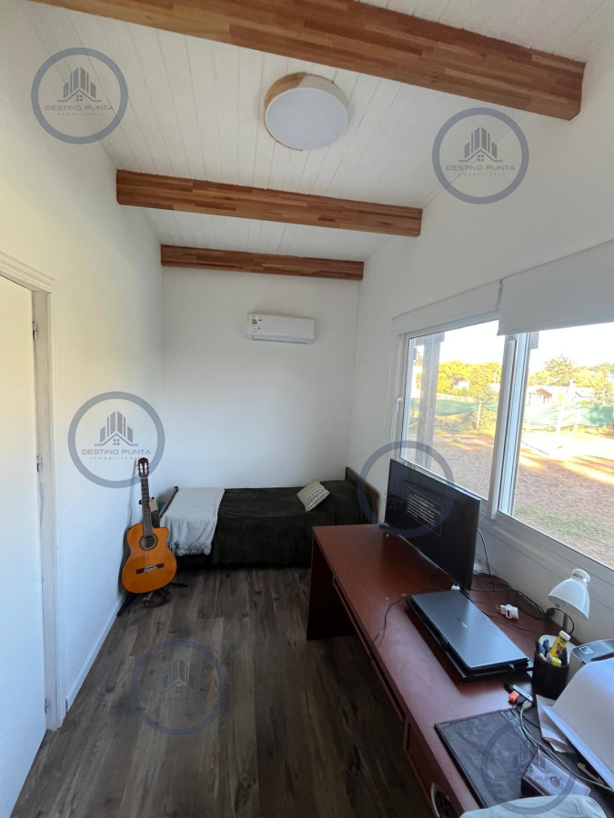 Casa ID.2838 - Casa de 3 dormitorios y 2 baños con piscina en barrio Marly, Punta del Este