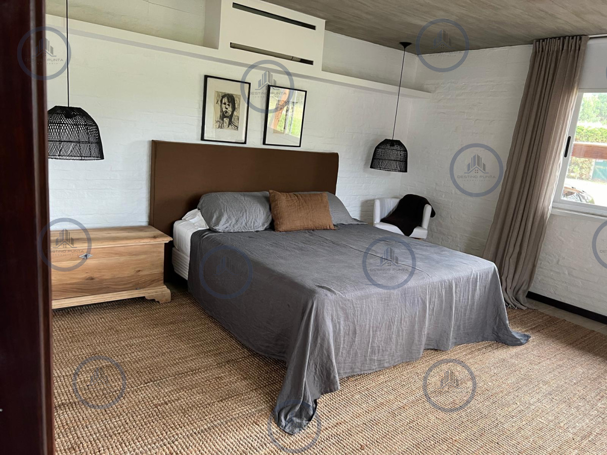 Casa ID.1996 - Excelente casa moderna de 4 Dormitorios más dependencia en barrio privado Pinar del Faro, José Ignacio 