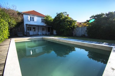 Excelente Casa de 4 Dormitorios con Piscina y Parrillero en Montoya, La Barra