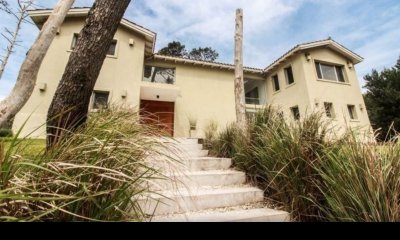 Casa de 4 suites mas dependencia de servicio en alquiler y venta Barrio Privado Laguna Blanca, Manantiales