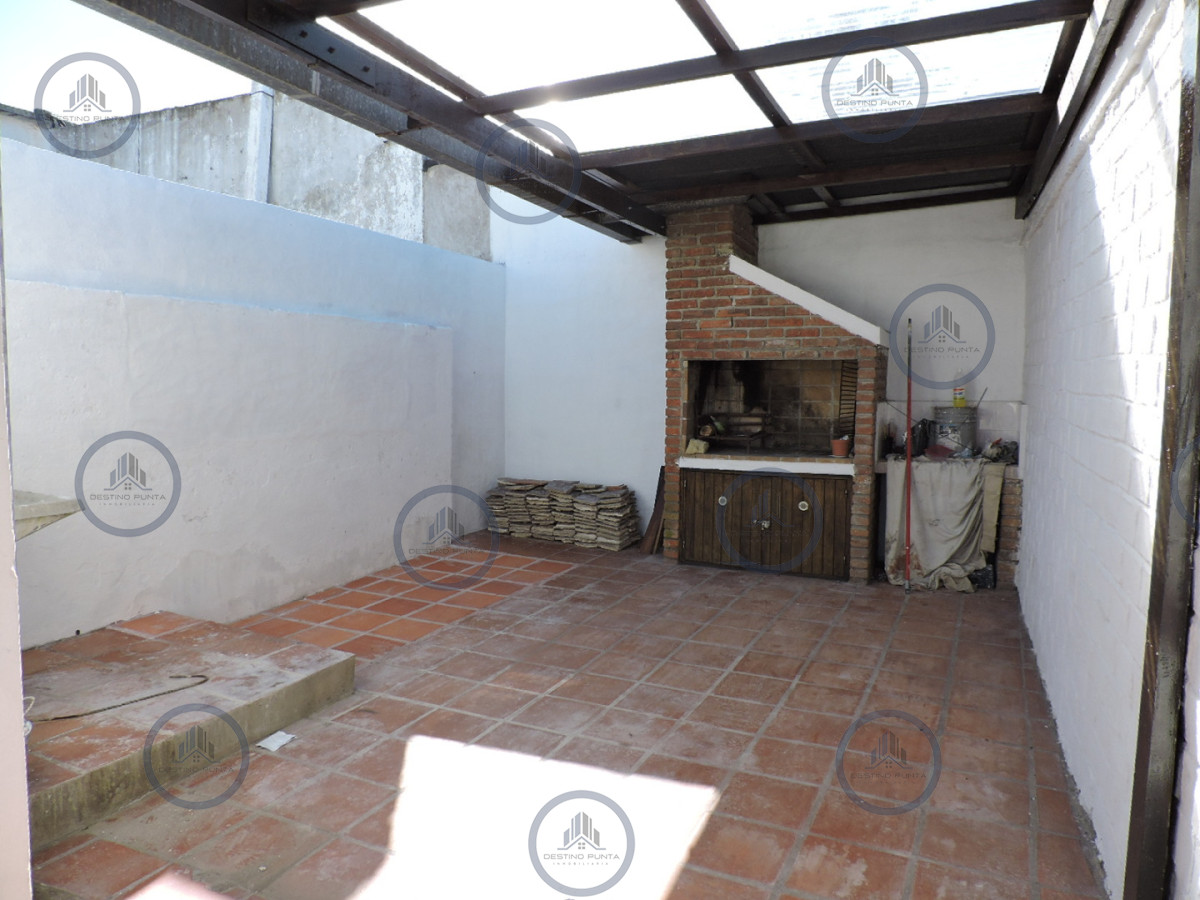 Local Comercial ID.3215 - Local comercial en centro de Maldonado Alquiler Anual