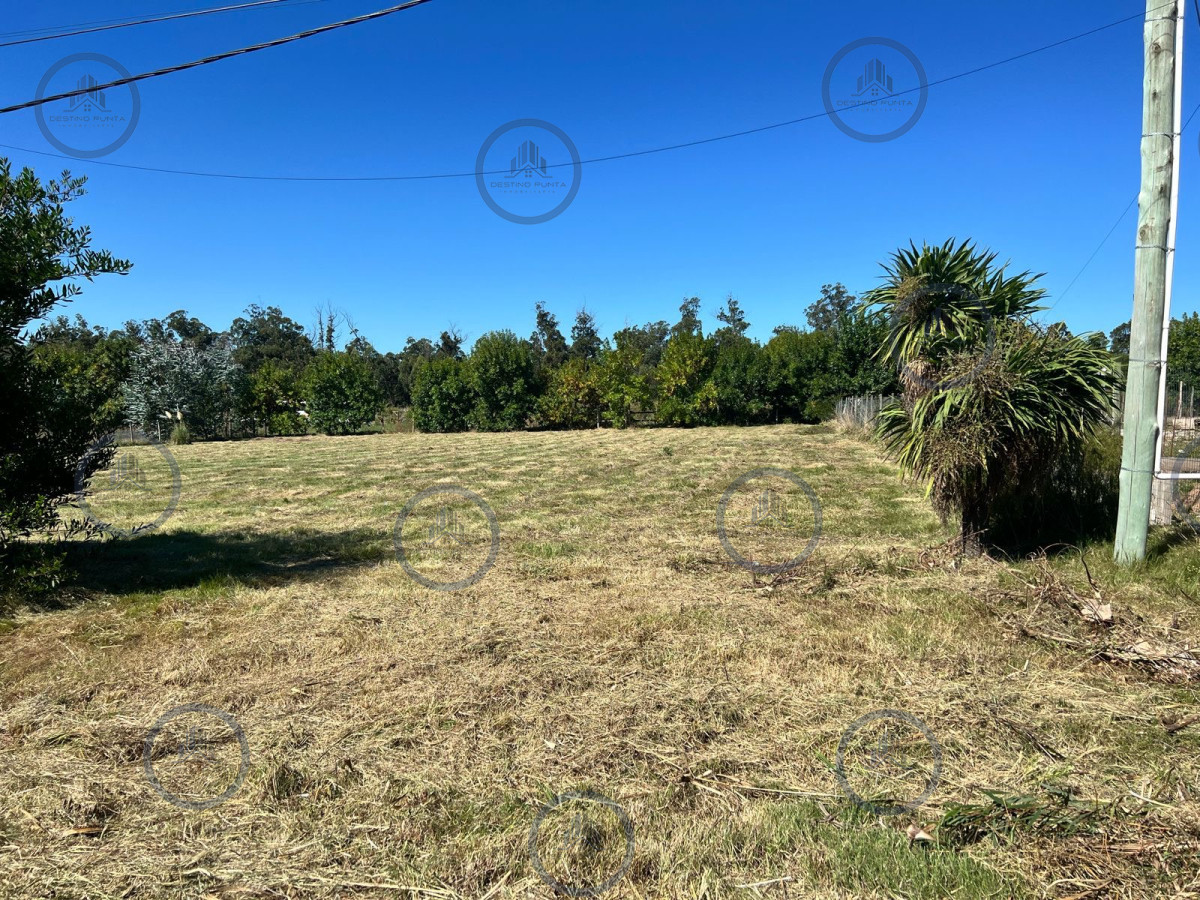 Lote de 900 m2 en venta Miramaracres, El Tesoro, La Barra — fotografía 1