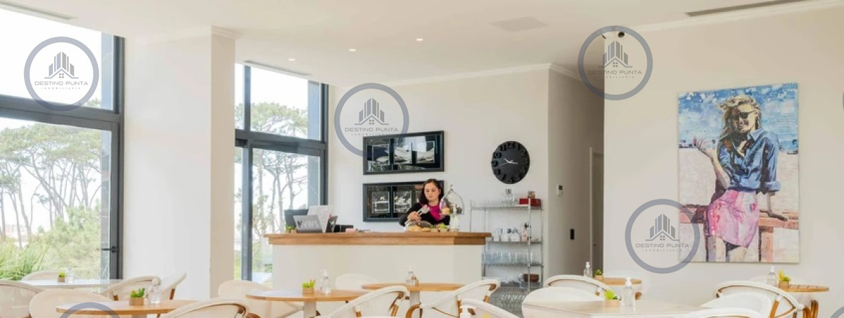 Apartamento ID.1729 - Excelente Apartamento de 2 Dormitorios Frente al Mar - Punta del Este