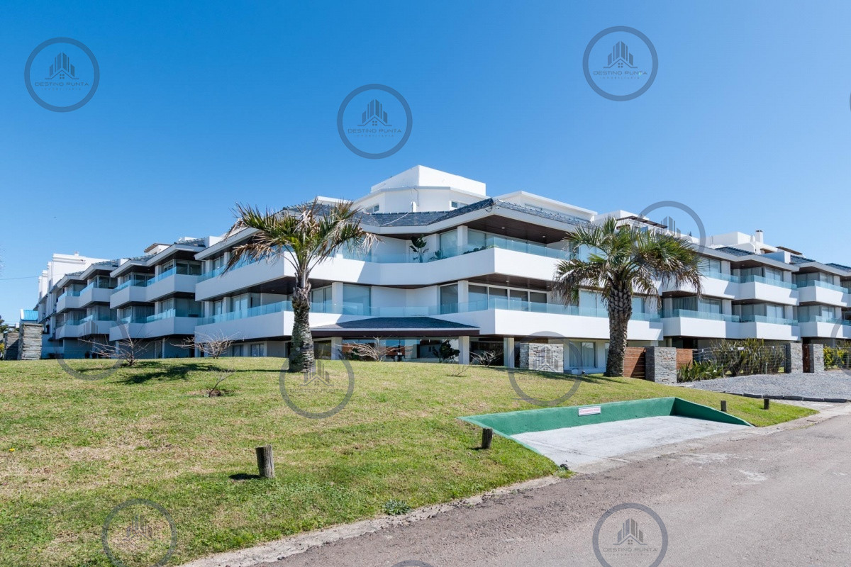 Apartamento ID.196 - Esturión de Montoya, Apartamento Penthouse de 3 Dormitorios y Parrillero en Playa Montoya, La Barra