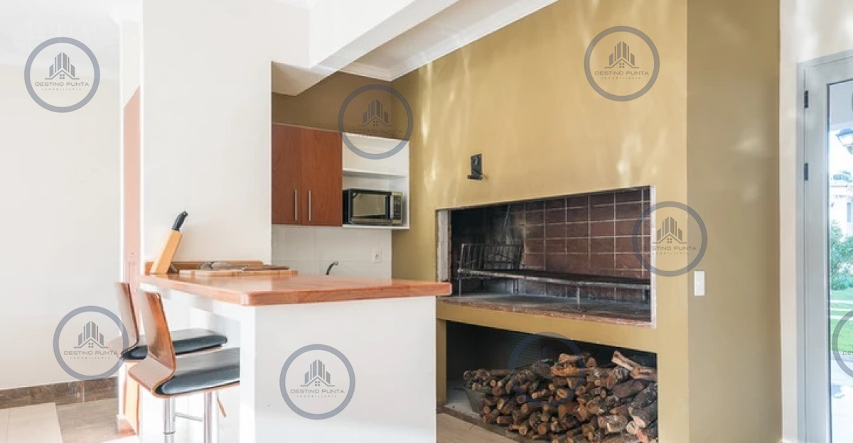 Apartamento ID.810 - Apartamento de 2 Dormitorios en Roosevelt - Punta del Este