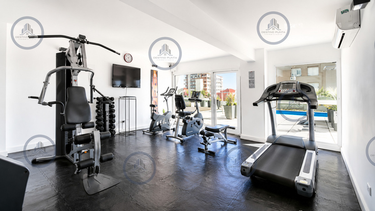 Apartamento ID.1590 - Venta de apartamento de 1 Dormitorio en el corazón de la Península, Punta del Este
