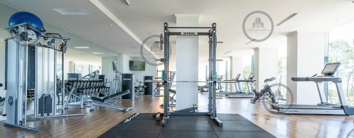 Apartamento ID.1729 - Excelente Apartamento de 2 Dormitorios Frente al Mar - Punta del Este