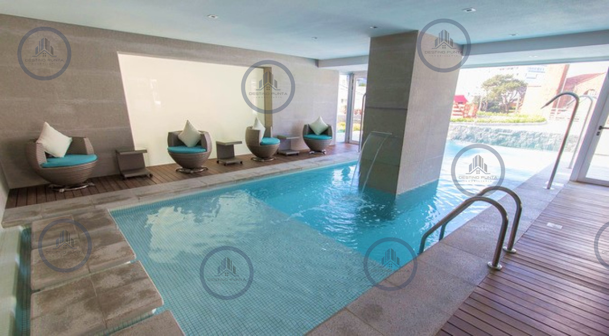 Apartamento ID.248 - Apartamento de 2 Dormitorios en Playa Brava con Vista al Mar - Venta